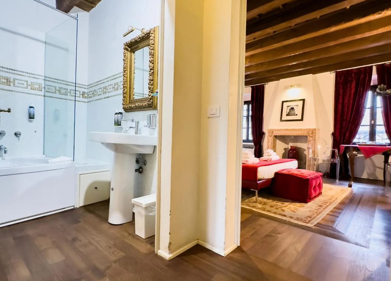 Maison d'hôtes Truly Verona - Delle Erbe Suites Italie