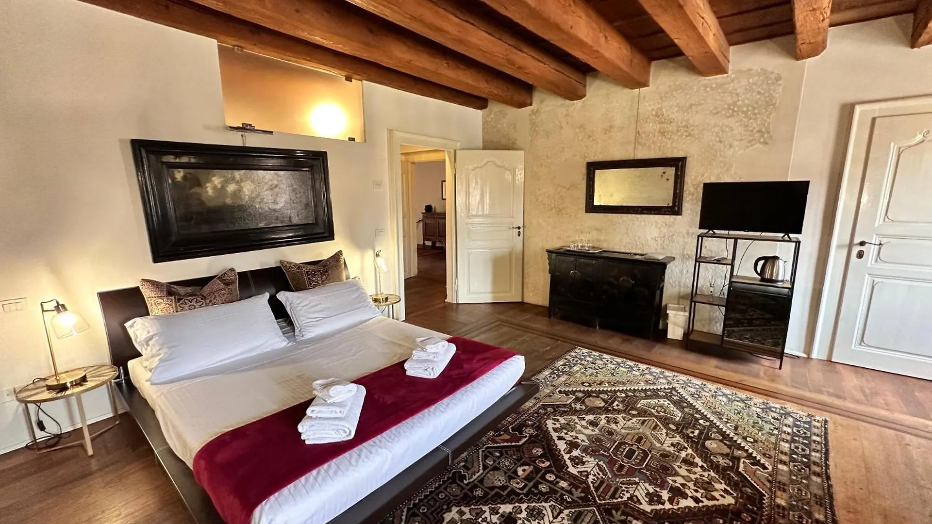 Maison d'hôtes Truly Verona - Delle Erbe Suites