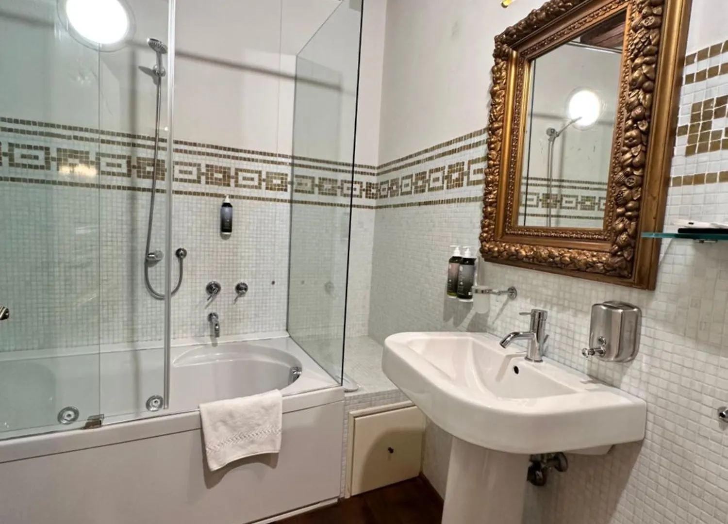 Truly Verona - Delle Erbe Suites Maison d'hôtes