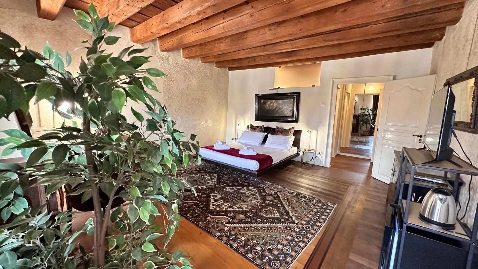 Truly Verona - Delle Erbe Suites Italie