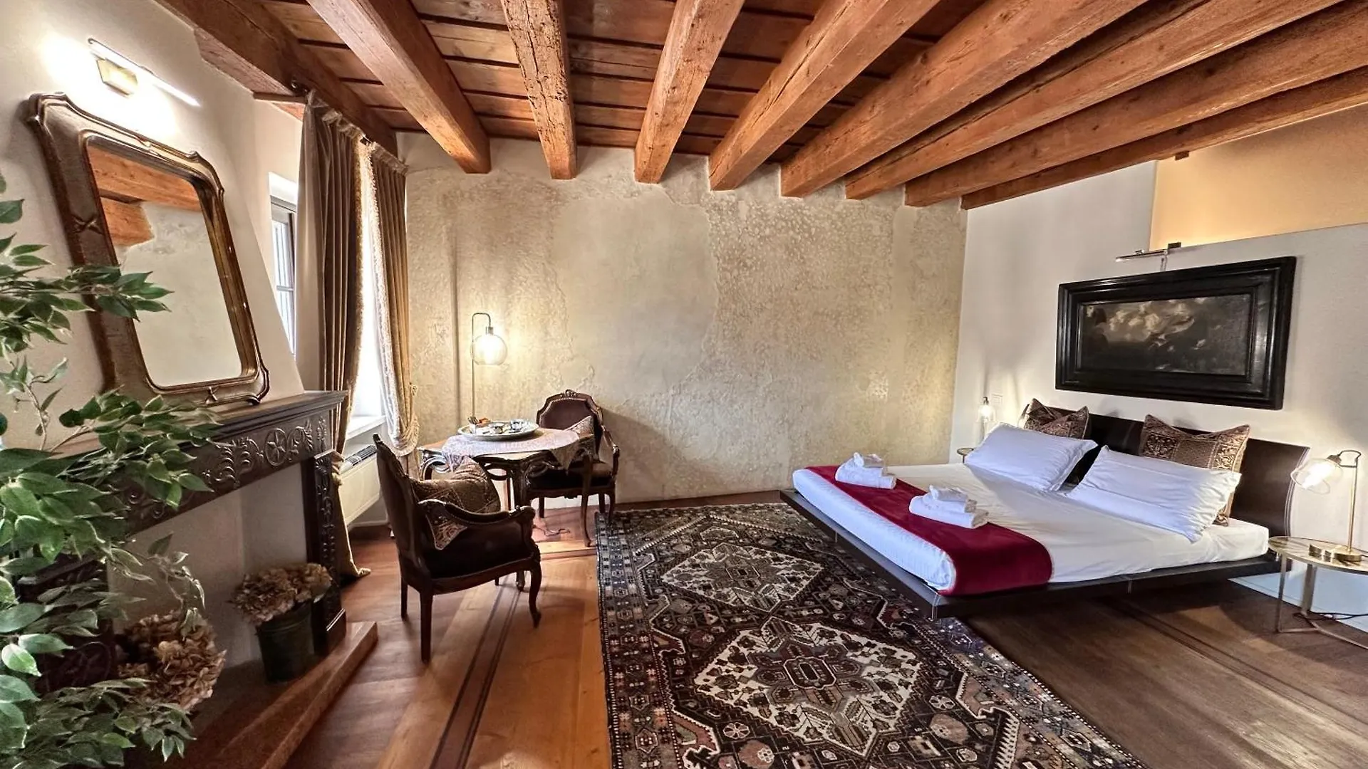 Guest house Truly Verona - Delle Erbe Suites Italy